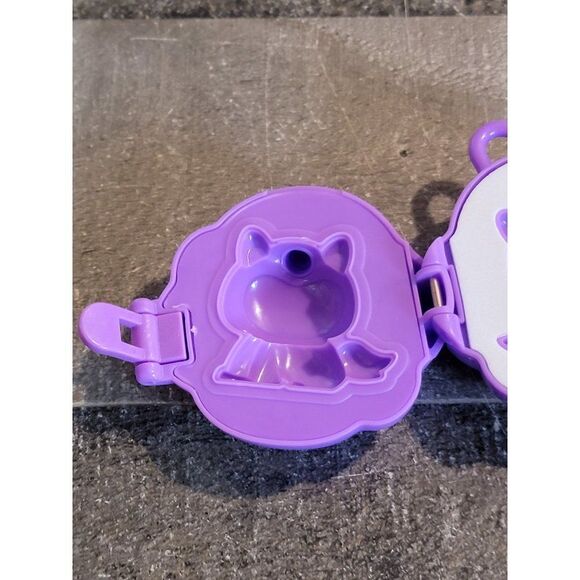 Purple Pony Play-Doh mold keychain toy figure - Picture 3 of 5